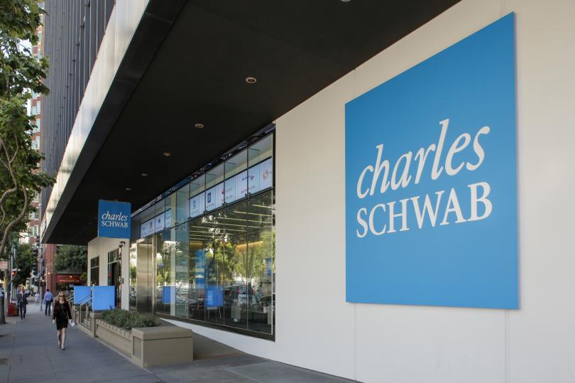 تشارلز شواب تتوصل إلى اتفاق لشراء تي دي بنحو 26 مليار دولار